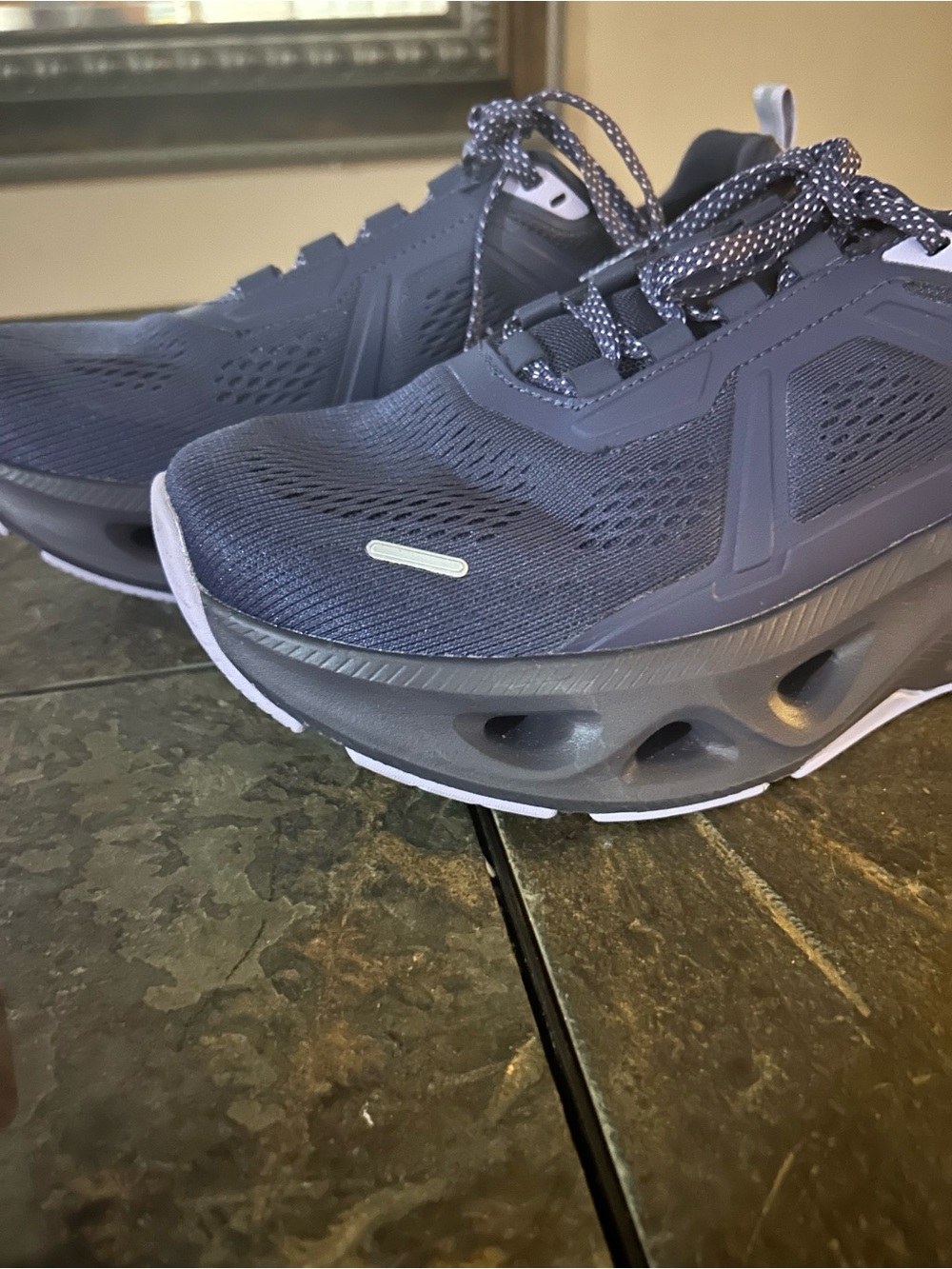 Women Nortiv 8 move propel dark blue/purple size 81/2 fit like 9